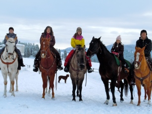 The Fossen Family on horseback